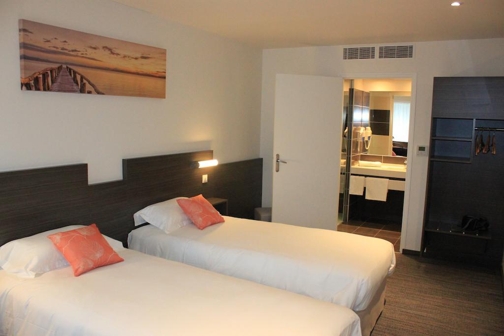 Hotel Restaurant Bel Air Crevin - Axe Rennes Nantes Rum bild